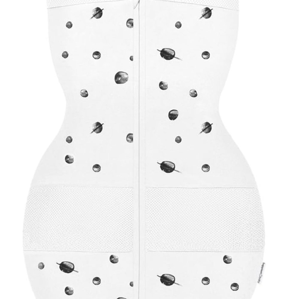 Happiest Baby Sleepea - Brand New Ivory Planets Swaddle - Size Large
